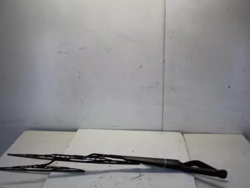 Ruitenwisserarm voor-7616267