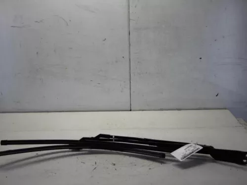 Ruitenwisserarm voor-7880262