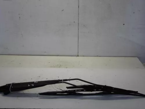 Ruitenwisserarm voor-7881367