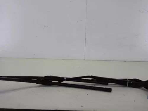 Ruitenwisserarm voor-7885357