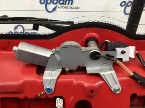 Ruitenwissermotor achter-8131531