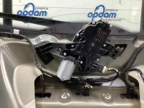 Ruitenwissermotor achter-8070385