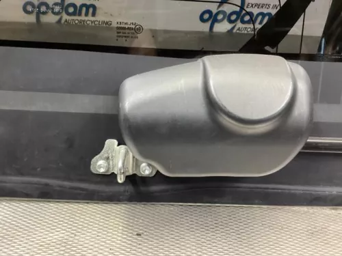 Ruitenwissermotor achter-8033258