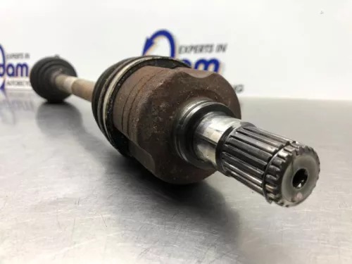 Aandrijfas links-voor Suzuki 4410262j00