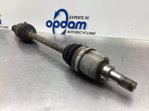Aandrijfas links-voor Suzuki 4410262j30