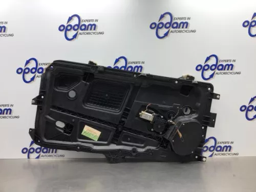 Ruitmechaniek 2Deurs rechts-voor-8205168