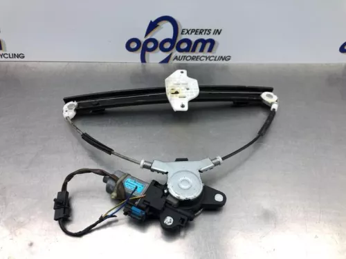 Ruitmechaniek 4Deurs rechts-achter-8206281