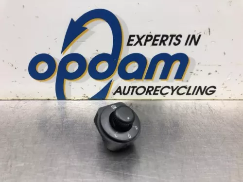 Schakelaar Koplamp Ihv-8143415