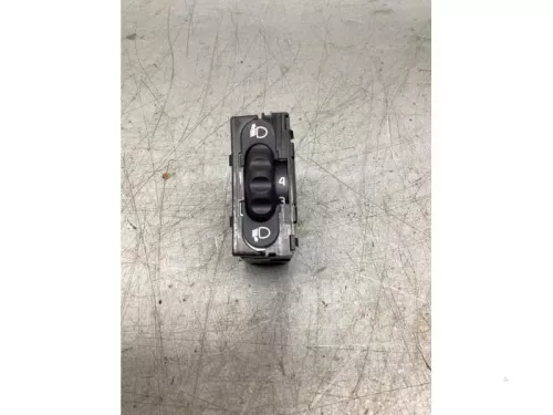 Schakelaar Koplamp Ihv-7589017