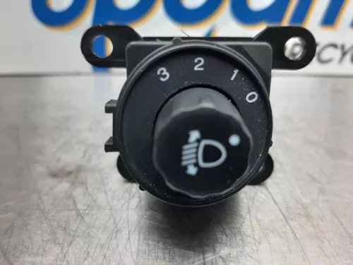 Schakelaar Koplamp Ihv-7587977