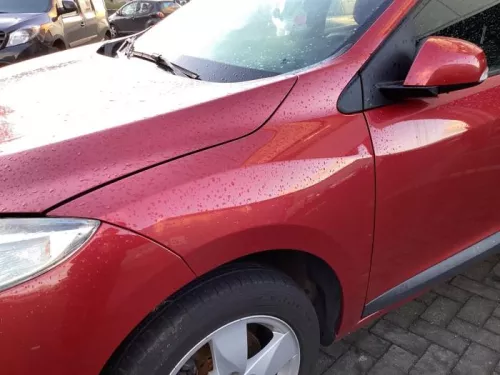 Scherm links-voor-8261966