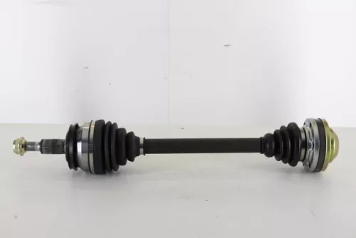 Aandrijfas links-voor Volkswagen 18211410