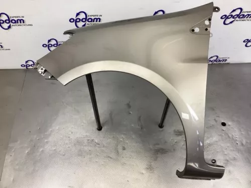 Scherm links-voor-8233812