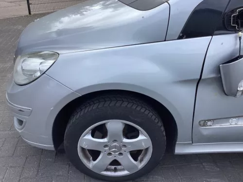 Scherm links-voor-8074073