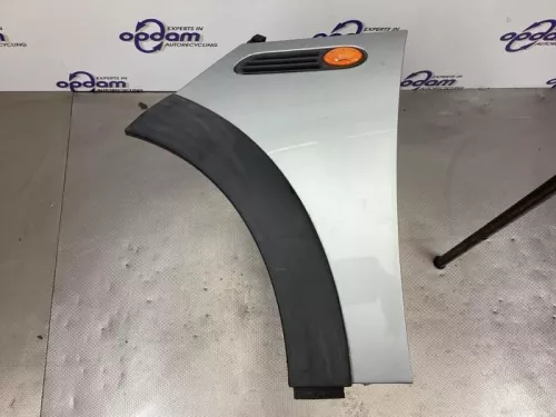 Scherm links-voor-8123263