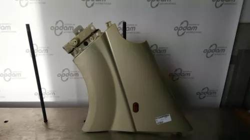 Scherm links-voor-7851648