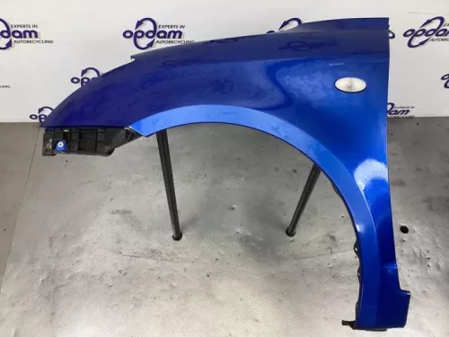 Scherm links-voor-8234568