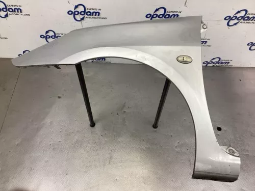 Scherm links-voor-8166383