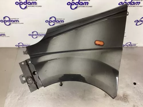 Scherm links-voor-8229255