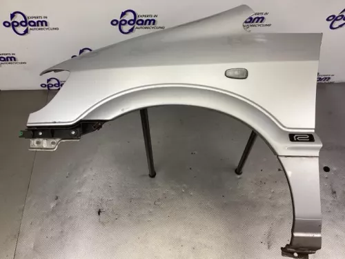 Scherm links-voor-8196770