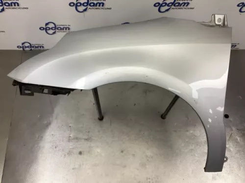 Scherm links-voor-8035529