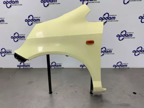 Scherm links-voor-8189533