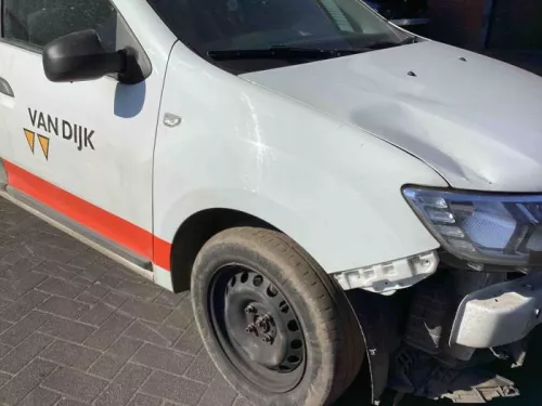 Scherm rechts-voor-7614963