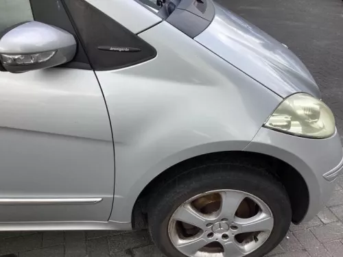 Scherm rechts-voor-7855817