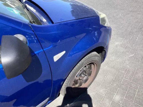 Scherm rechts-voor-8316359