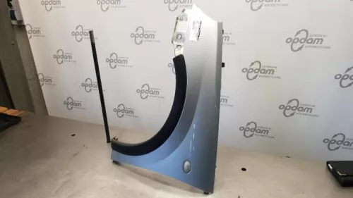 Scherm rechts-voor-7881813