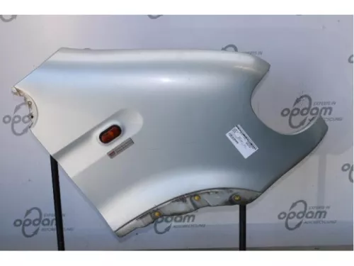 Scherm rechts-voor-7617295