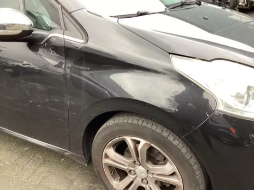 Scherm rechts-voor-8252391