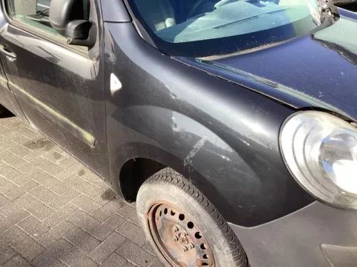 Scherm rechts-voor-8296521