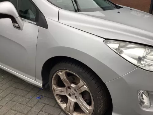 Scherm rechts-voor-8242724