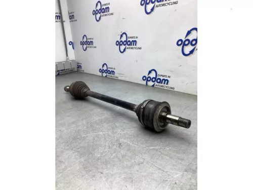 Aandrijfas rechts-achter-8139105