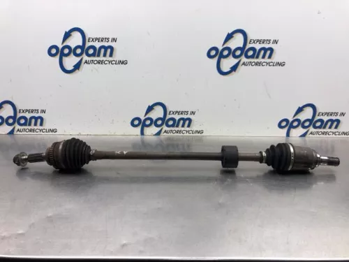 Aandrijfas rechts-voor Suzuki 4410184m00000 84m90