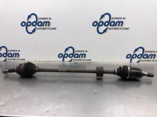 Aandrijfas rechts-voor Suzuki 4410184m00000 3mt1