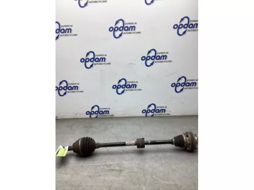 Aandrijfas rechts-voor Volkswagen 5q0407272dd pnb