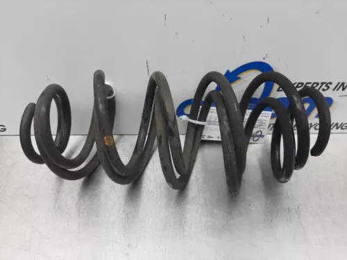 Schroefveer achter-7589824