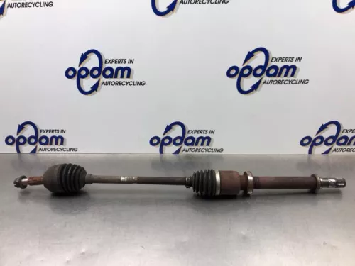 Aandrijfas rechts-voor Renault 8200378880 jh3176