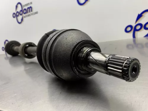 Aandrijfas rechts-voor Opel 13191328 f17c394