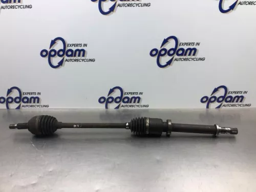 Aandrijfas rechts-voor Renault 8200378880 jh3128