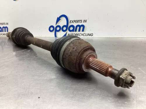 Aandrijfas rechts-voor Renault 8200184199 dp0054