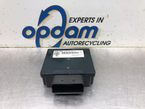 Spanningsregelaar-8143415