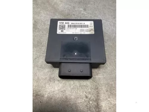 Spanningsregelaar-6917782