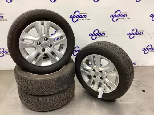 Sportvelgenset + banden-8264259