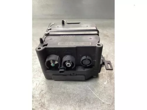 Start/stop condensator-8236219