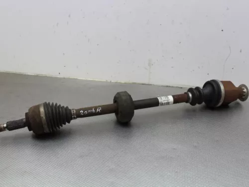 Aandrijfas rechts-voor Renault 8200684084 jb1524