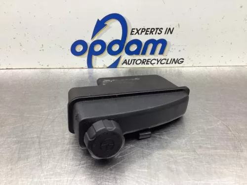 Stuurbekrachtiging Olie Reservoir-8113844