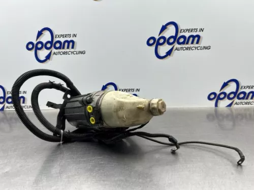 Stuurbekrachtiging Pomp-8309135